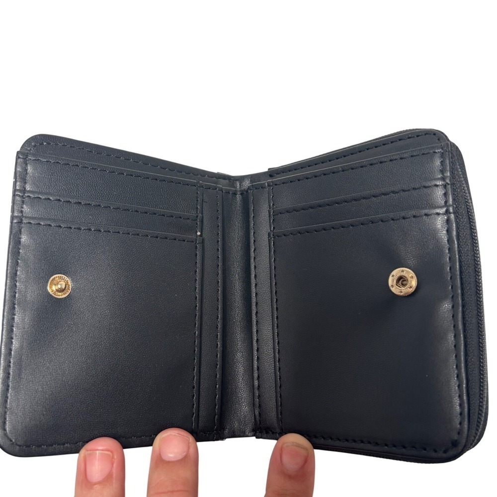 Hello Kitty Sanrio Wallet Black Zip Around Card Holder Coin Purse NWT - Picture 4 of 5